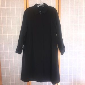 Fleet Street trench coat / firm price